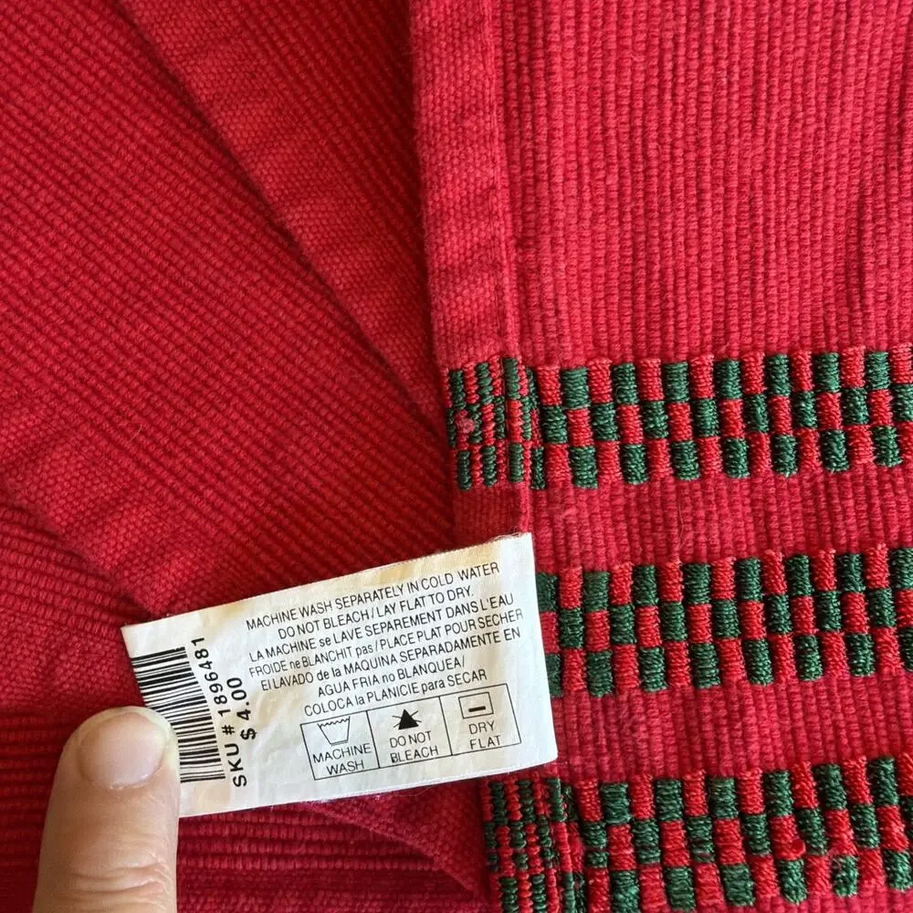PIER 1 Set Christmas Holiday Red Check Plaid Table Runner 6 Placemats 14